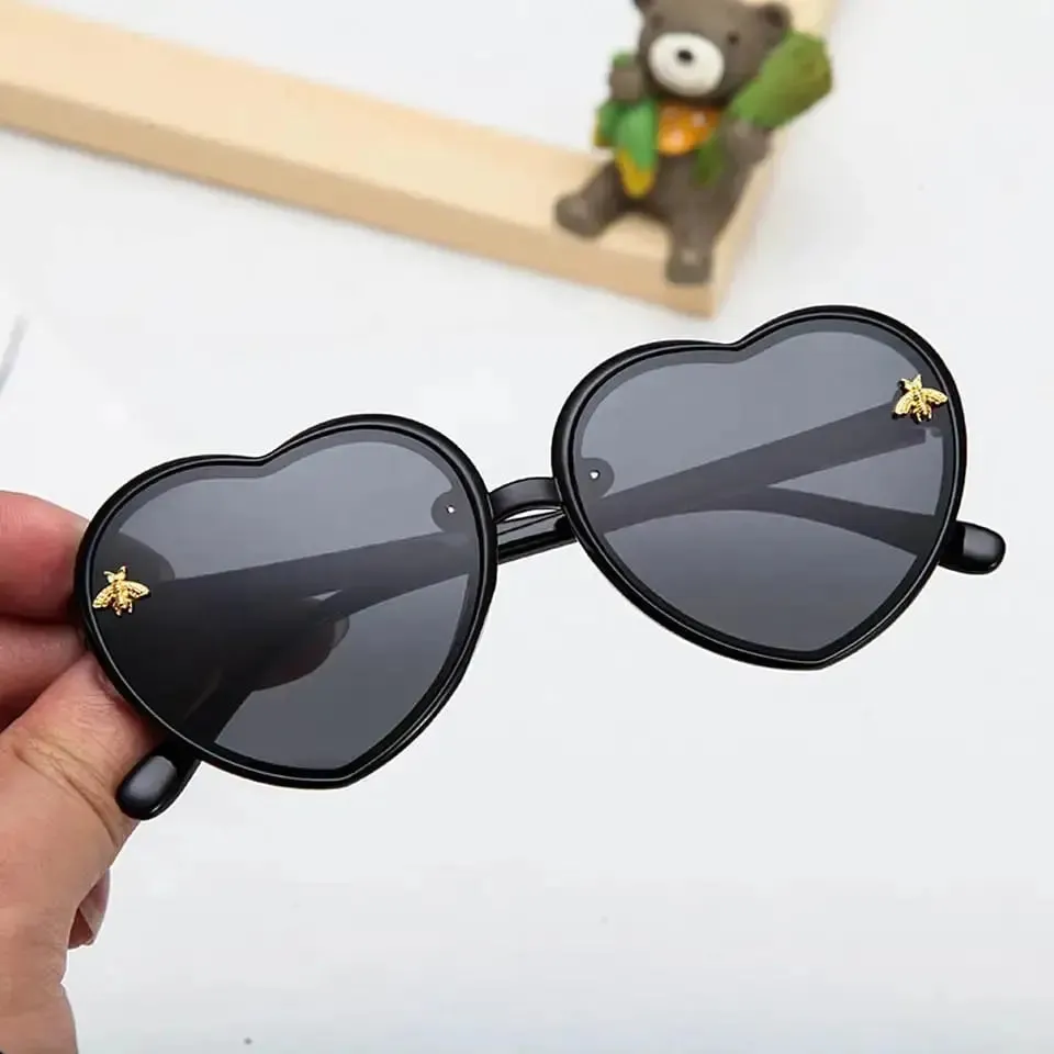 TRENDY HEART SUNGLASSES